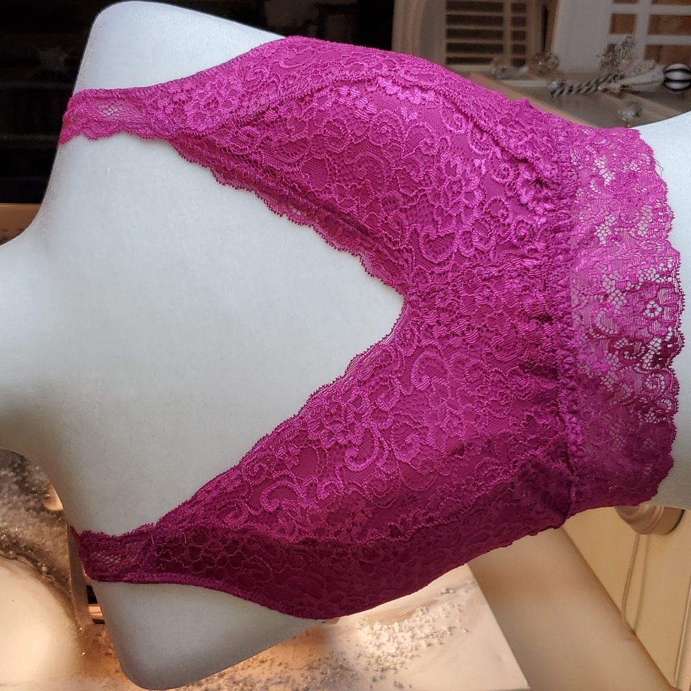SOMA 💖NWT💖 Size Large Bralette Lace Racerback "Magenta" Color! 💖💖💖